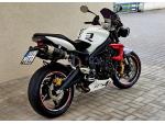 Klikněte pro detailní foto č. 2 - Triumph Street Triple 675 R
