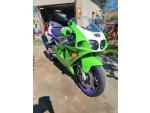 Klikněte pro detailní foto č. 4 - Kawasaki ZX-7R Ninja
