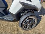 Klikněte pro detailní foto č. 11 - Peugeot Metropolis 400 (řp. sk. B)
