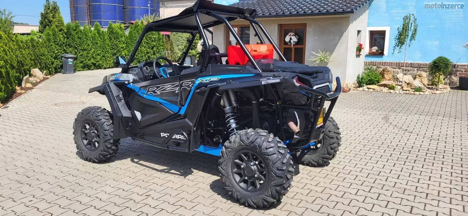 Polaris Ranger RZR XP 1000