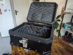 Klikněte pro detailní foto č. 2 - Kufry, brašny, držáky Top box 28L + plotna