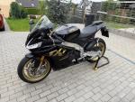 Klikněte pro detailní foto č. 9 - Aprilia RSV4 1100 Factory