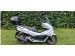 Klikněte pro detailní foto č. 4 - Honda PCX 125