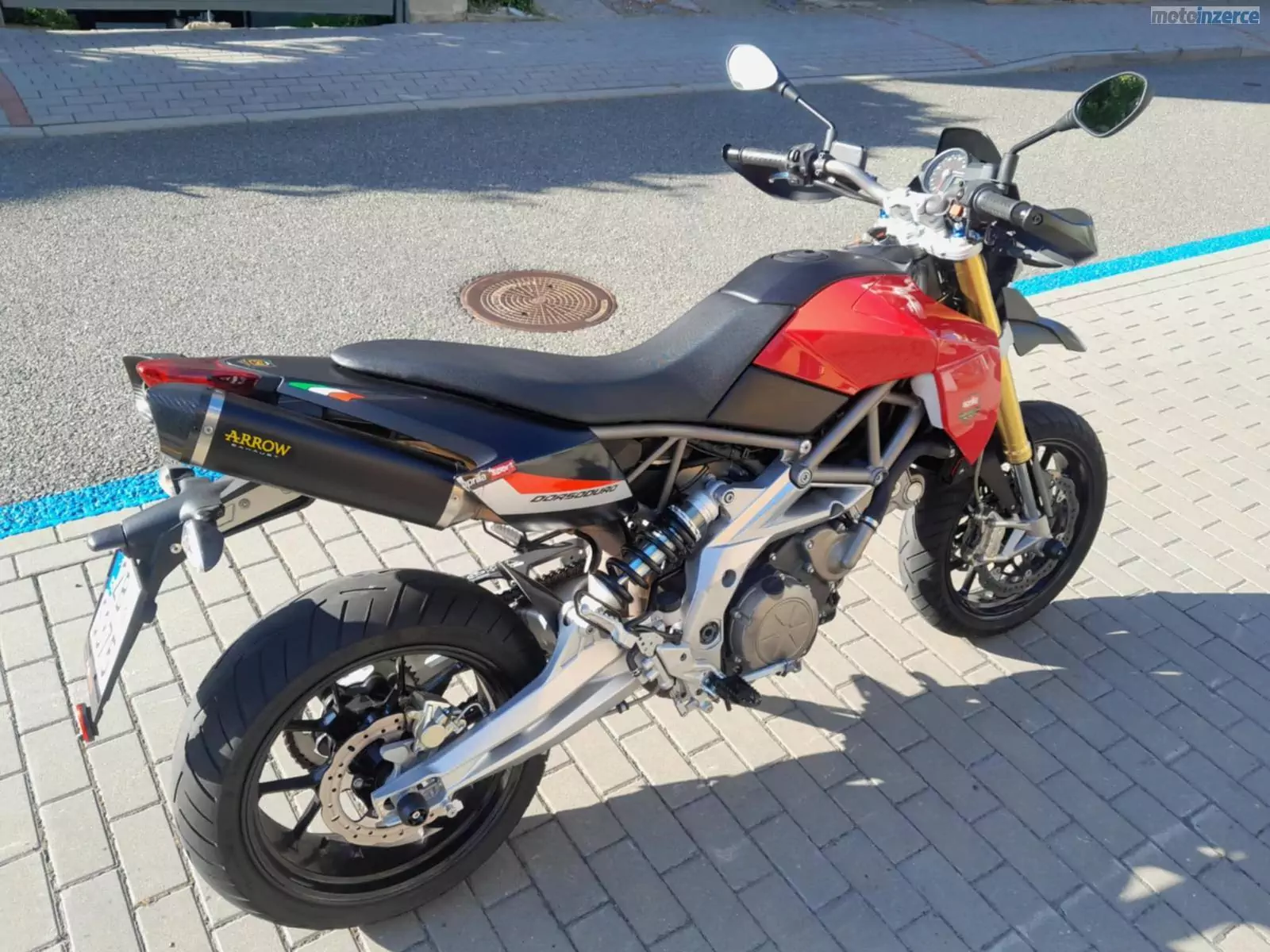 Aprilia Dorsoduro 750