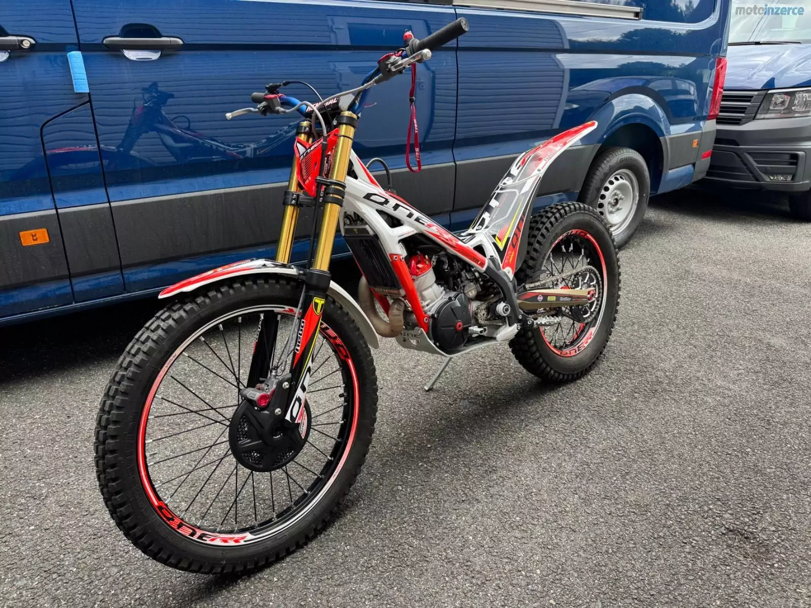 TRS One 300 Raga Racing