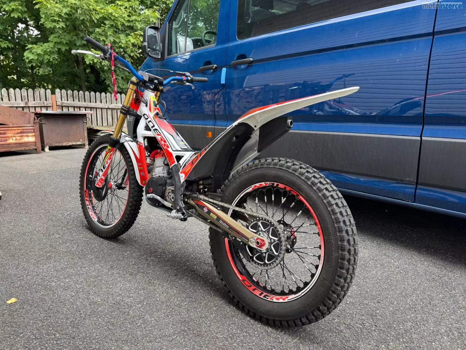 TRS One 300 Raga Racing