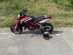 Klikněte pro detailní foto č. 2 - Ducati Hypermotard 950