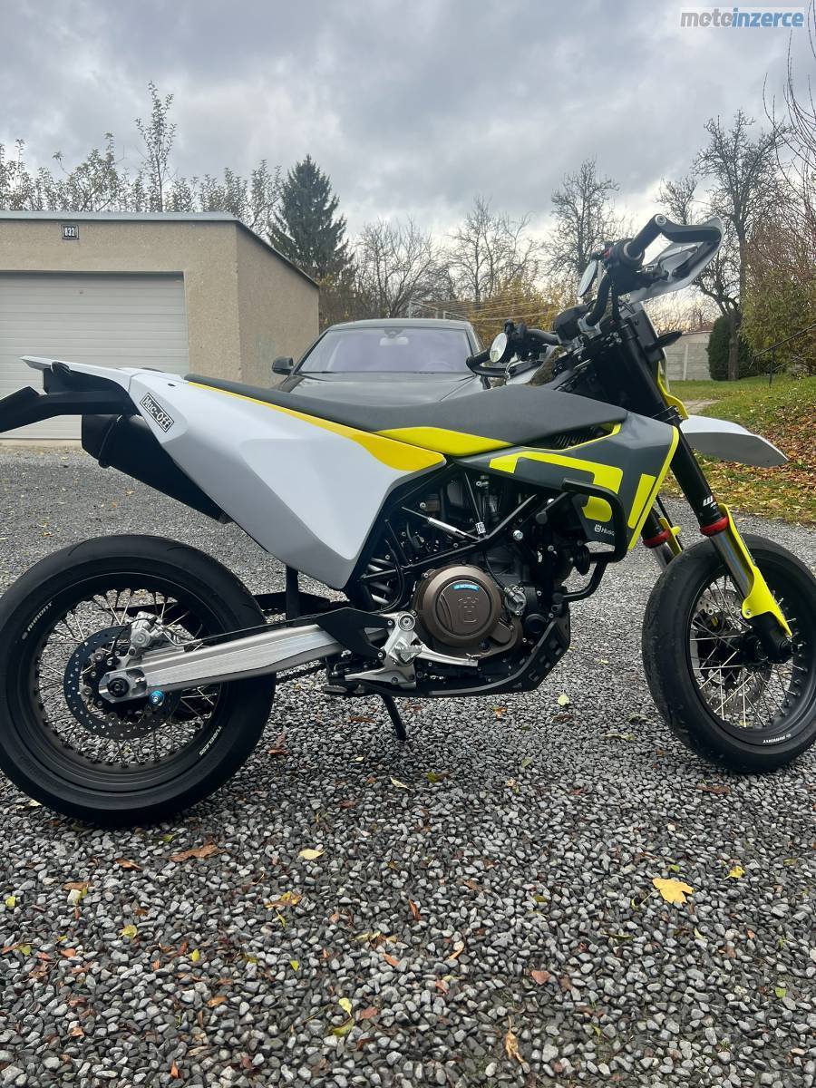 Husqvarna 701 Supermoto