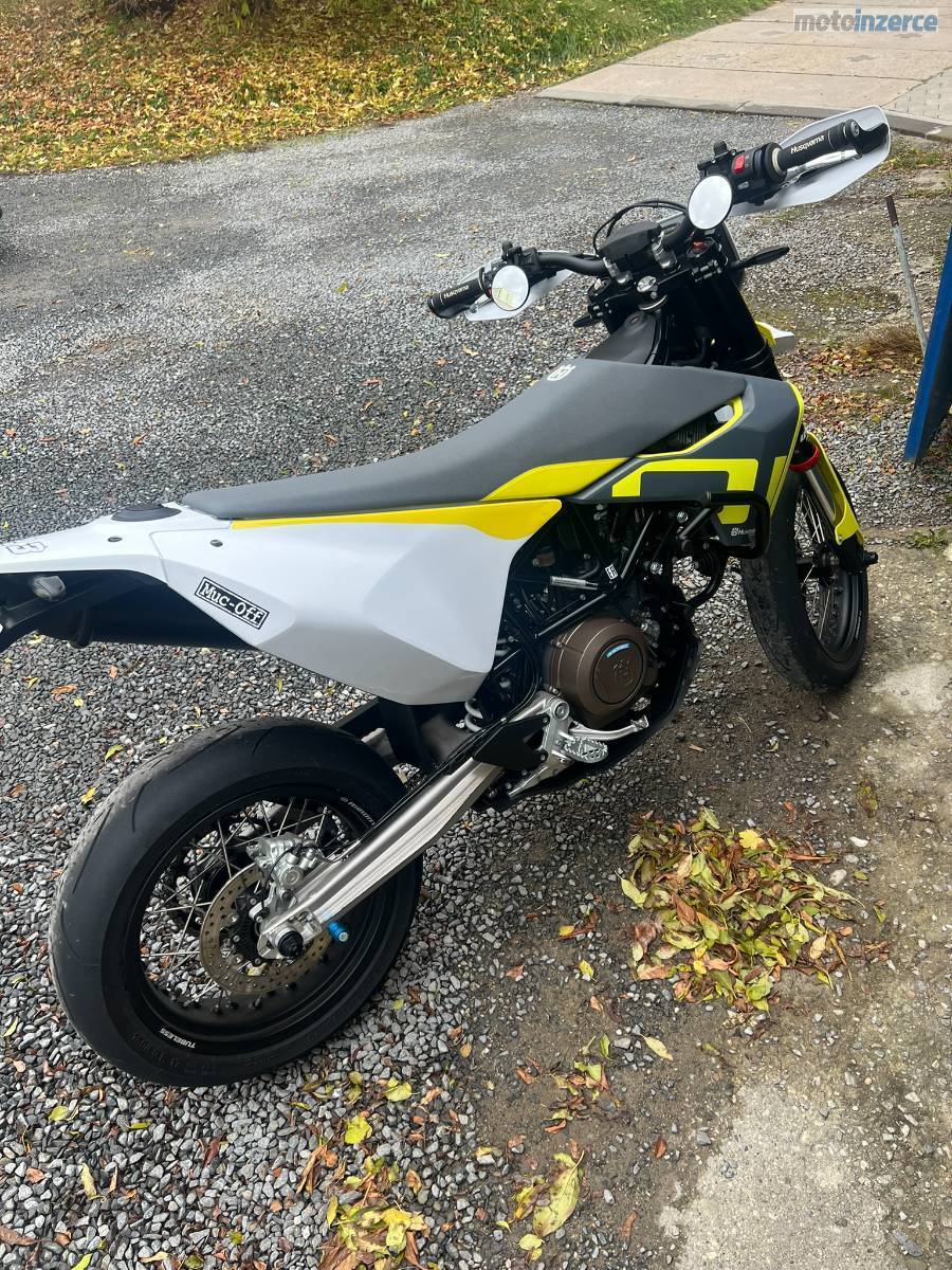Husqvarna 701 Supermoto