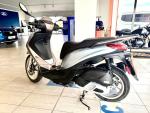 Klikněte pro detailní foto č. 3 - Piaggio Medley 125