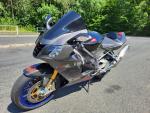 Klikněte pro detailní foto č. 6 - Aprilia RSV 1000 R Factory