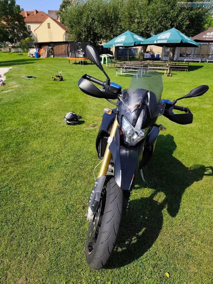 Aprilia Dorsoduro 750 Factory