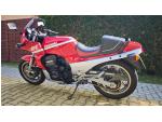Klikněte pro detailní foto č. 2 - Kawasaki GPZ 900 R
