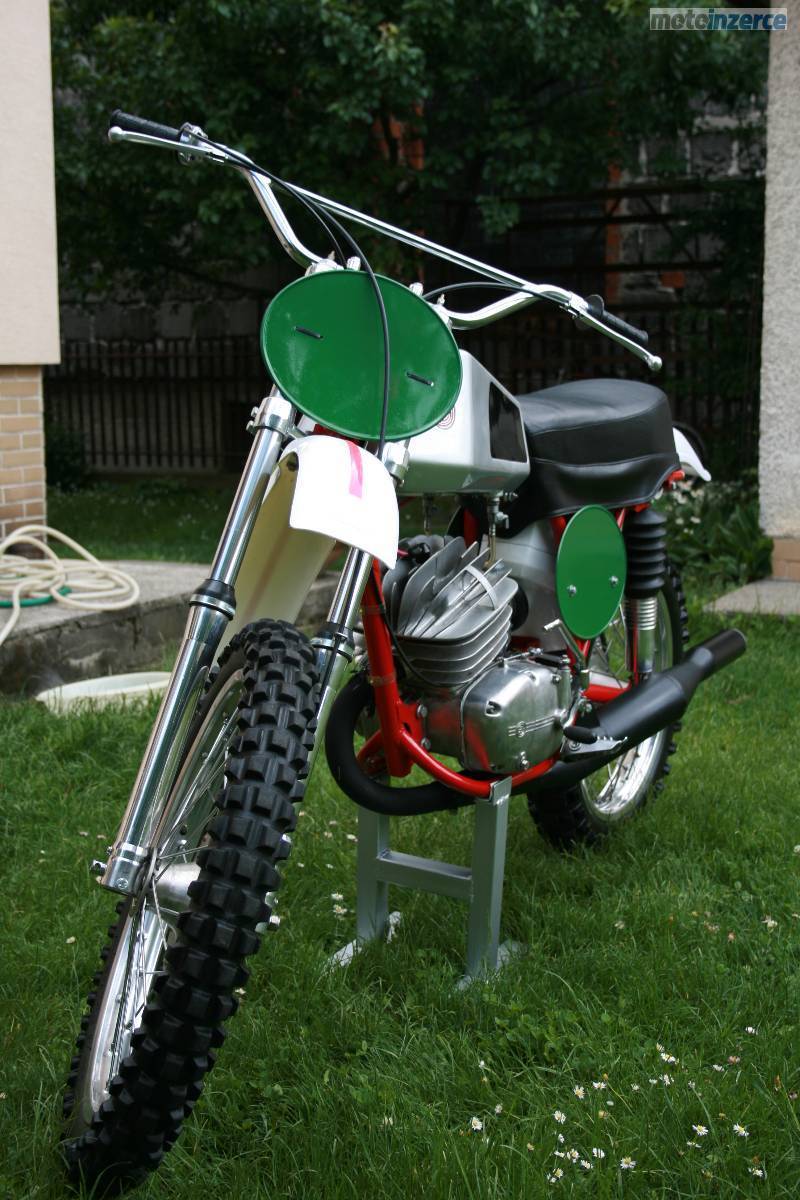 ČZ 250/980