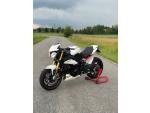 Klikněte pro detailní foto č. 5 - Triumph Speed Triple R