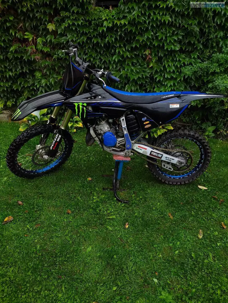 Yamaha YZ 125