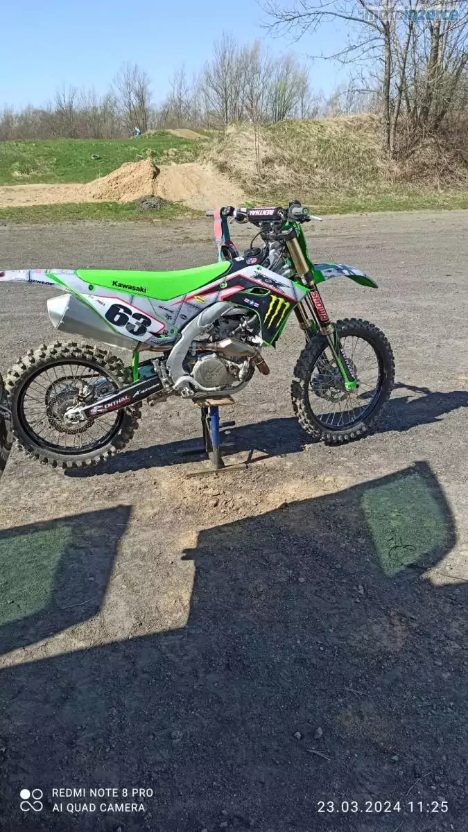 Kawasaki KX 450 F