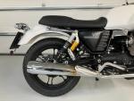 Klikněte pro detailní foto č. 4 - Moto Guzzi V7 II Stone