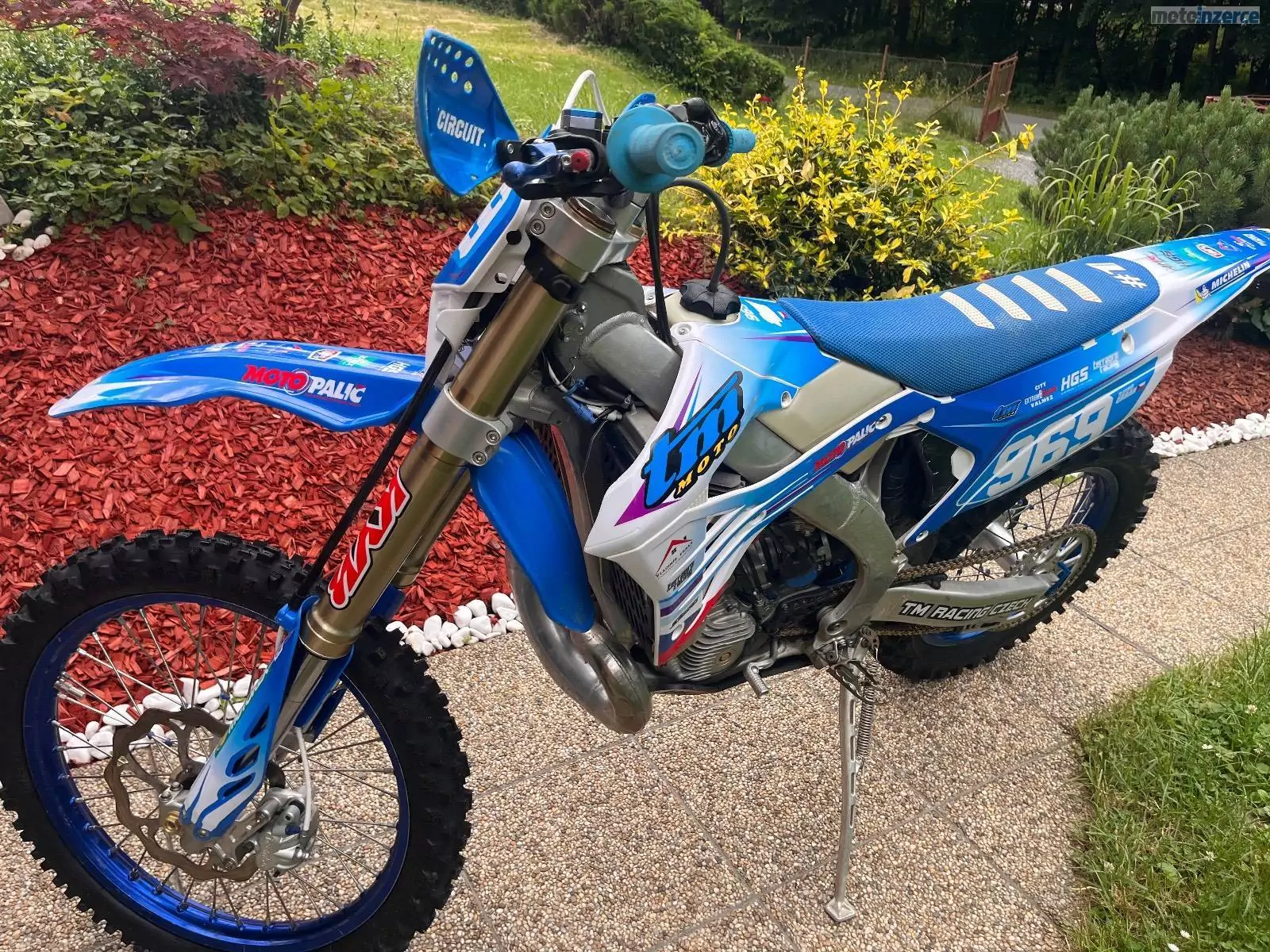 TM EN 300