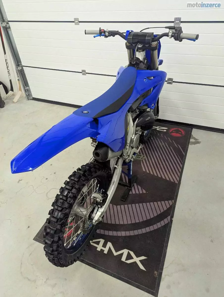 Yamaha YZ 125