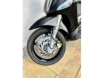 Klikněte pro detailní foto č. 4 - Piaggio Beverly 350