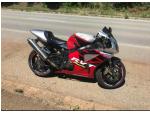 Klikněte pro detailní foto č. 2 - Honda RVT 1000 R