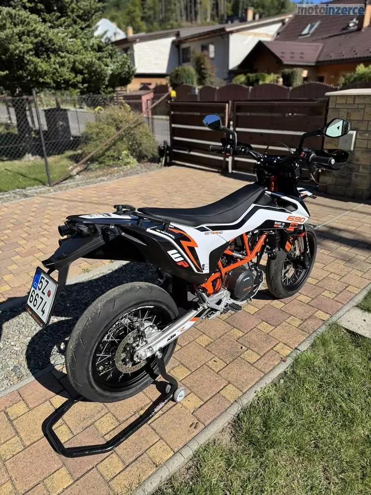 KTM 690 SMC-R
