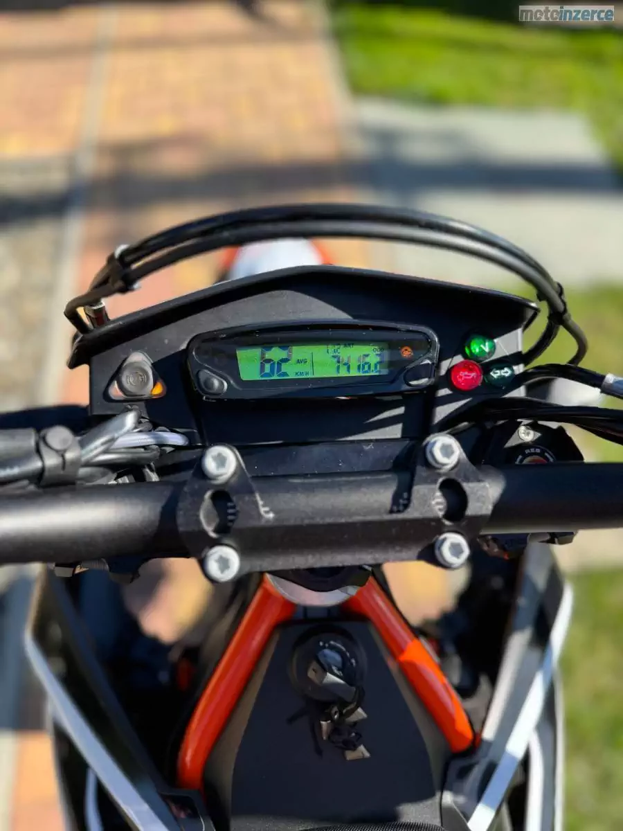 KTM 690 SMC-R