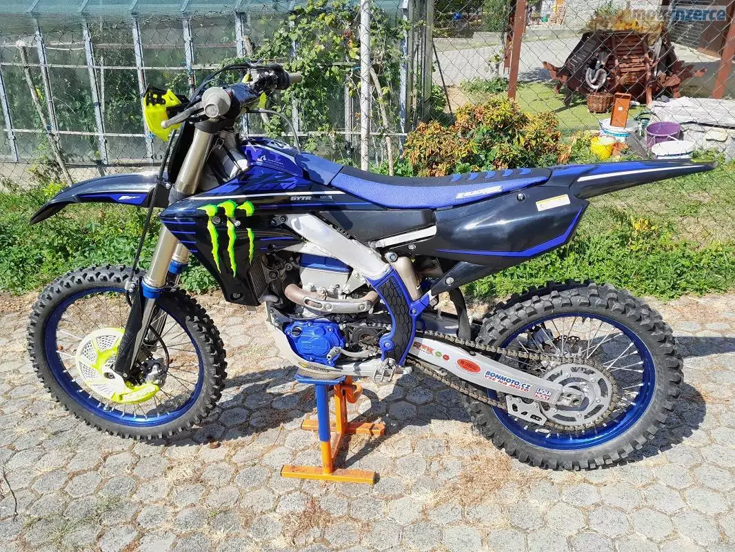 Yamaha YFZ 450