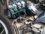 Klikněte pro detailní foto č. 5 - Různé díly Yamaja XJ 650 rozebraná