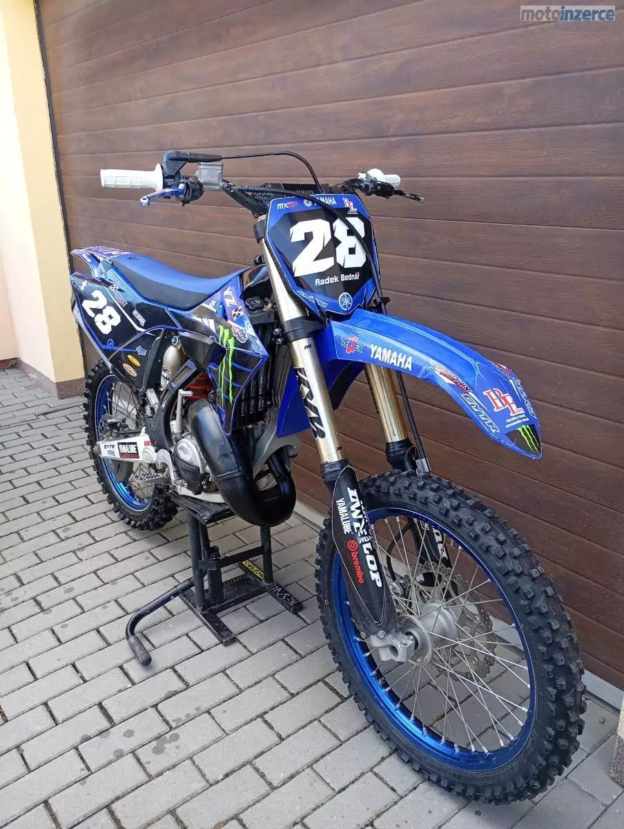 Yamaha YZ 125