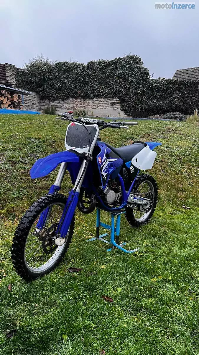 Yamaha YZ 125