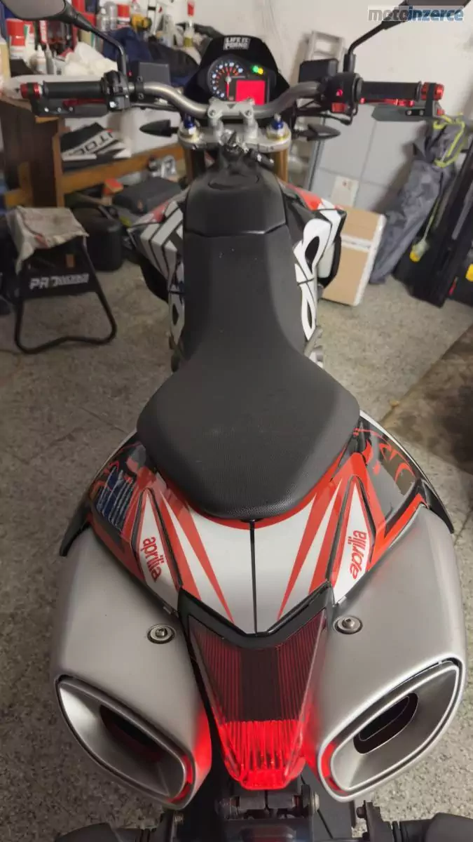 Aprilia Dorsoduro 750