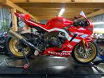 Klikněte pro detailní foto č. 8 - Honda CBR 1000 RR Fireblade SP