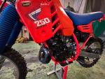 Klikněte pro detailní foto č. 3 - Honda CR 250