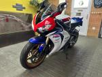 Klikněte pro detailní foto č. 1 - Honda CBR 1000 RR Fireblade SP