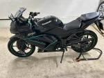 Klikněte pro detailní foto č. 4 - Kawasaki Ninja 250 R
