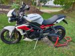Klikněte pro detailní foto č. 4 - Triumph Street Triple 675 R
