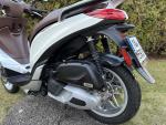 Klikněte pro detailní foto č. 7 - Piaggio Medley 125
