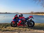 Klikněte pro detailní foto č. 2 - Honda CBR 1000 RR Fireblade