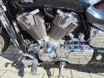Klikněte pro detailní foto č. 2 - Honda VTX 1800 C