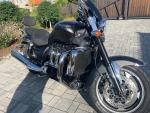Klikněte pro detailní foto č. 8 - Triumph Rocket III Roadster