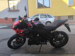 Klikněte pro detailní foto č. 2 - Aprilia Tuono 125