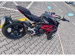 Klikněte pro detailní foto č. 2 - MV Agusta Brutale 800