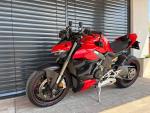 Klikněte pro detailní foto č. 2 - Ducati Streetfighter V4