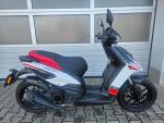 Klikněte pro detailní foto č. 1 - Aprilia SR 125 Motard