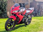 Klikněte pro detailní foto č. 4 - Honda CBR 125 R